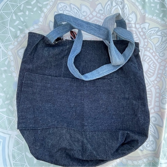 THE WALKING DEAD BLUE JEANS DENIM  REVERSIBLE BAG PURSE - Picture 3 of 13